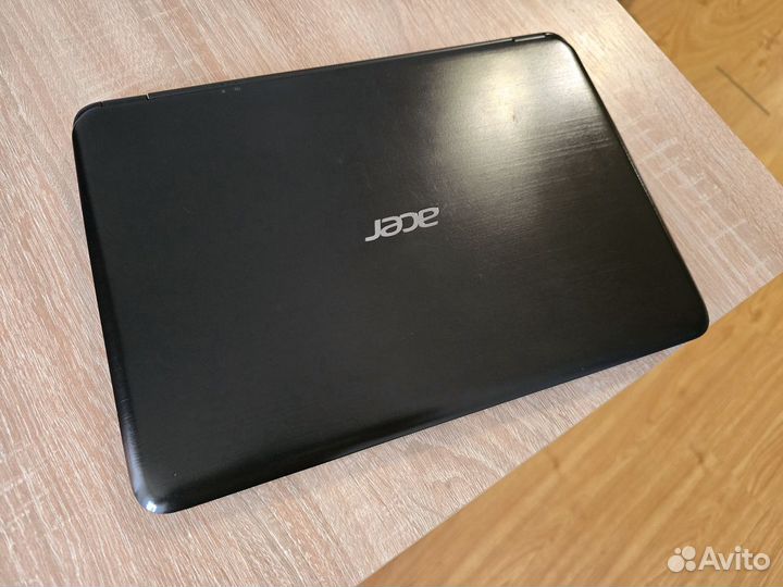 UltraBook. Core i5. SSD