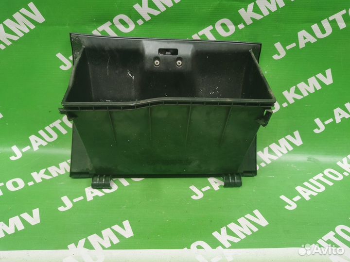 Бардачок Mitsubishi Lancer