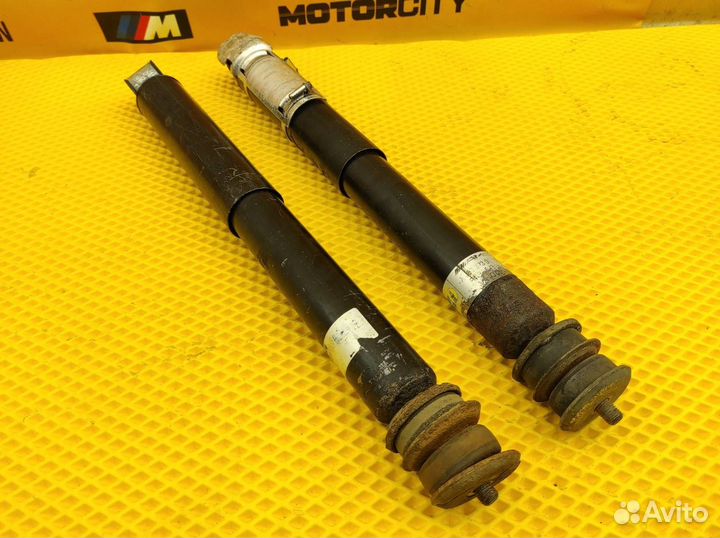 Амортизаторы комплект передние Mercedes-Benz W463