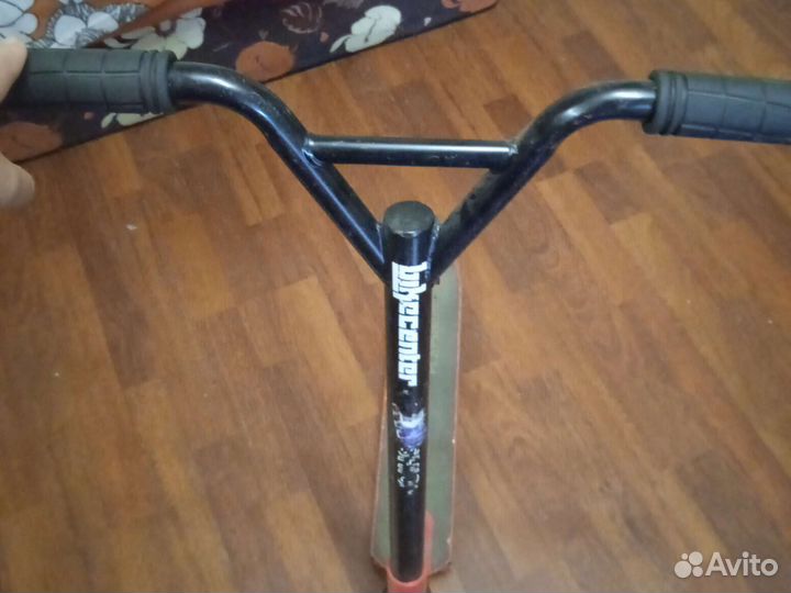 Трюковой самокат