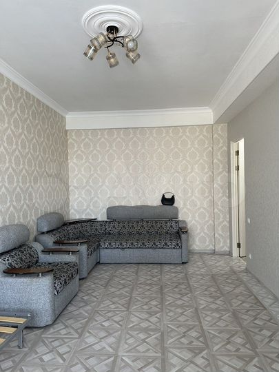 2-к. квартира, 70 м², 6/12 эт.