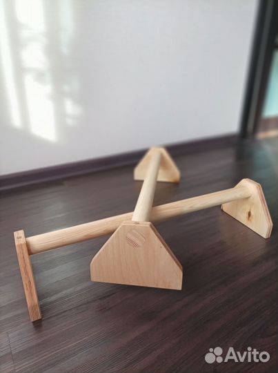 Упоры для отжиманий, стоялки гимнастические