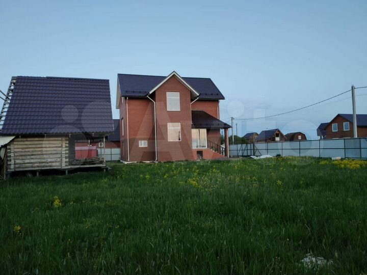 Дом 180 м² на участке 12 сот.