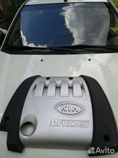 Декоративная накладка на двигатель киа