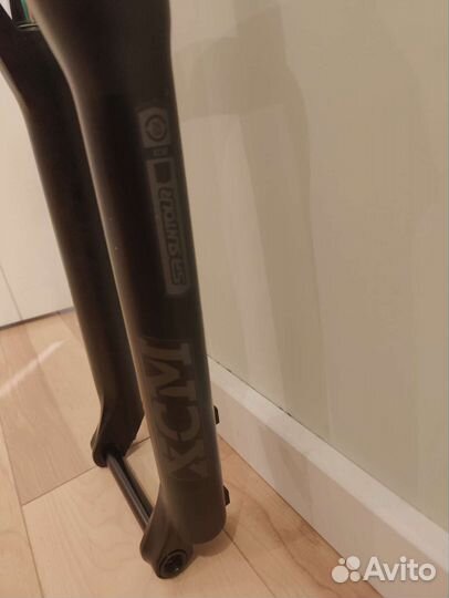 Вилка suntour 27.5 100 mm boost и педали raceface