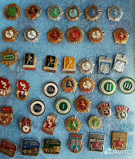 Значки спортивные клубы эмблемы футбол гто