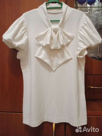 Блузка молочная на девочку