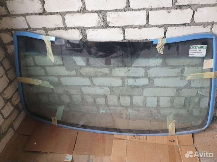 Лобовое стекло taoyota
