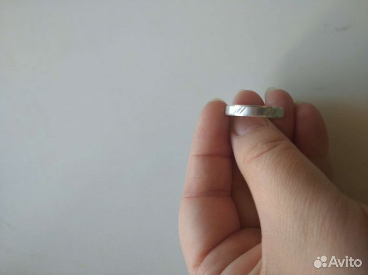 Серебряное кольцо новое