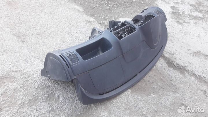 Панель передняя салона (торпедо) Skoda Fabia