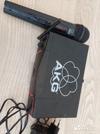 Радиомикрофон станция AKG SR40PRO single