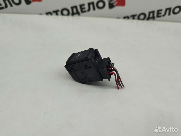Кнопка стеклоподъемника Volkswagen Golf MK4