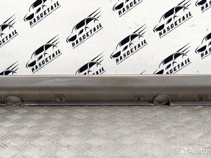 Накладка порога левая Hyundai Grand Starex/H1 2.5