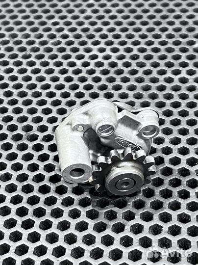 Маслонасос в сборе Yamaha YZ 450F 2006-2009