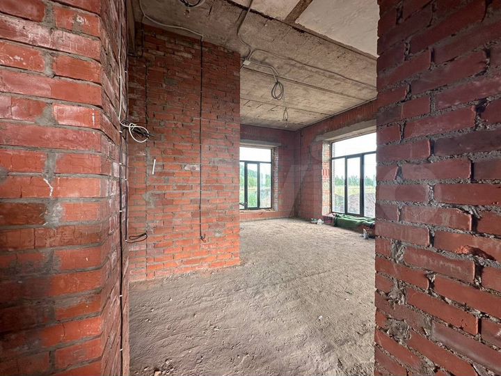 Дом 208,1 м² на участке 6 сот.