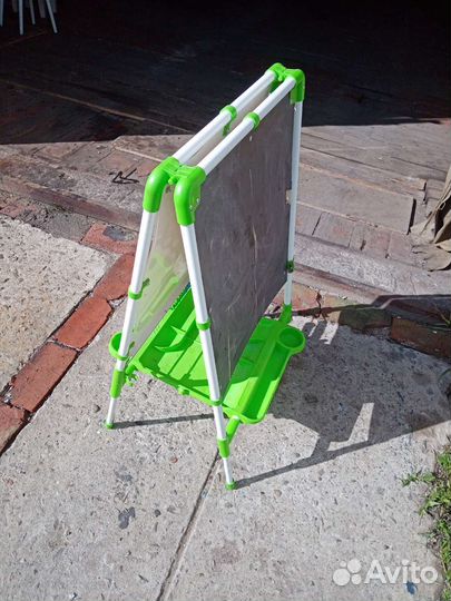 Детский мольберт