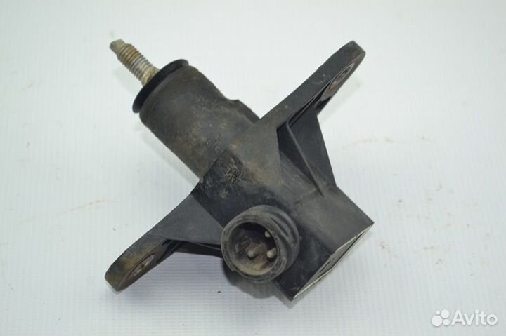 Главный кран уровня пола volvo FH (01.05)