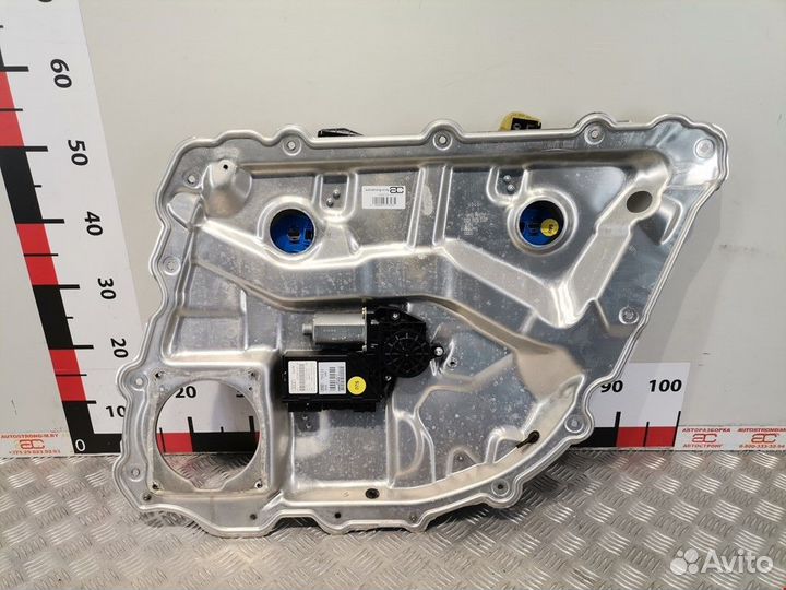 Стеклоподъемник электрический задний правый Audi