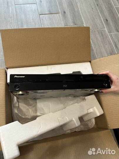 Blu-ray проигрыватели Pioneer BDP-320, BDP-120