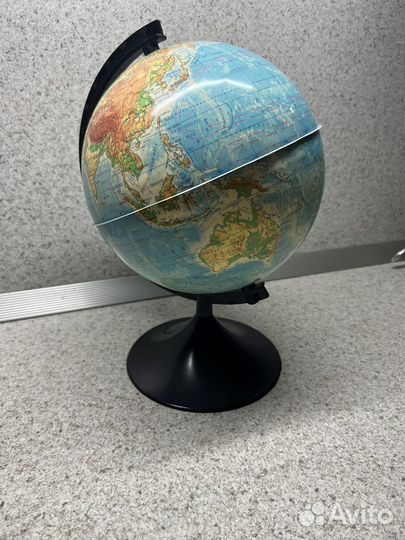 Глобус школьный