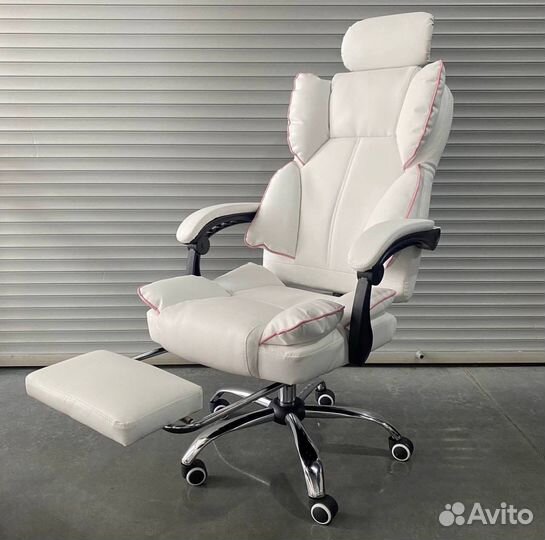 Компьютерное игровое кресло новое