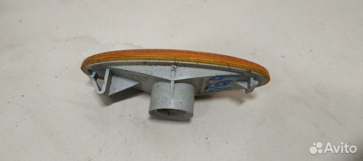 Повторитель указателя поворота Nissan Almera