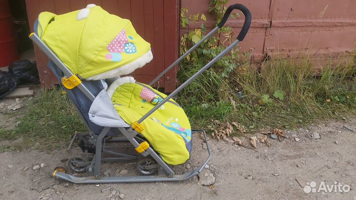 Продам санки