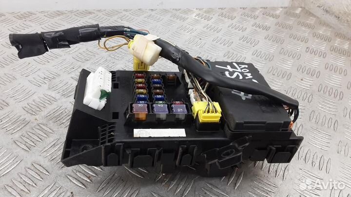 Блок комфорта Toyota Avensis