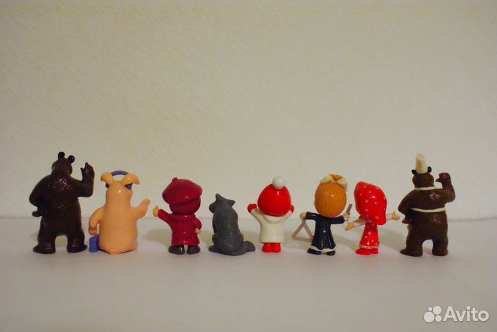 Киндер Сюрприз Маша и Медведь 3 kinder 2015г