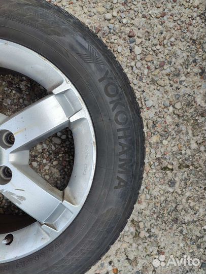 Yokohama W.Drive V905 195/65 R15 91T