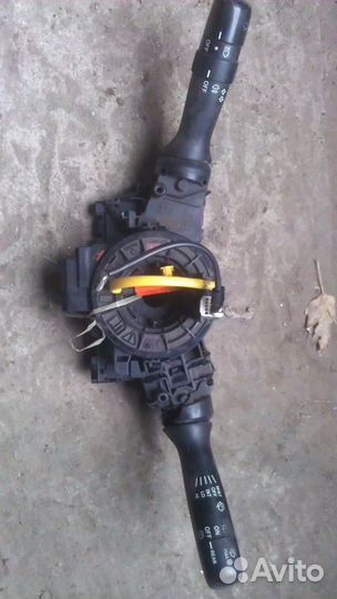 Подрулевой переключатель Toyota