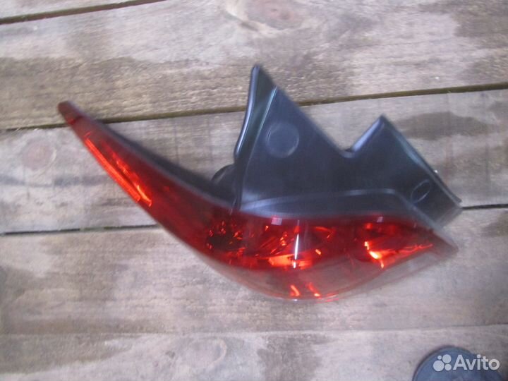 Фонарь Шевроле Круз Cruze седан хэчбек