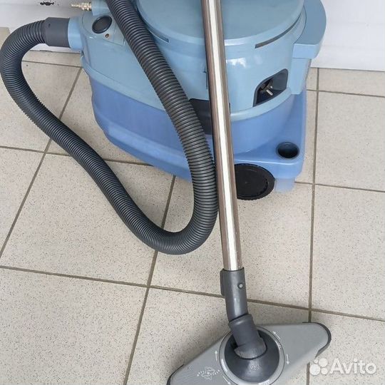 Пылесос Philips triathlon 2000 (Рассрочка / К1)