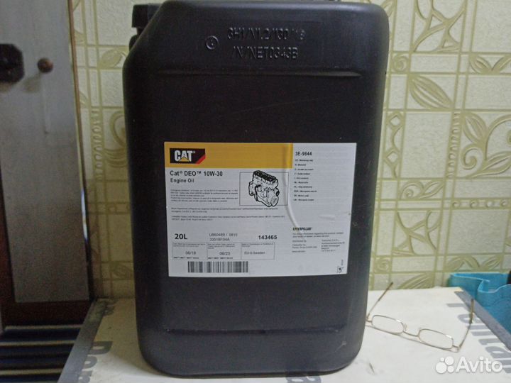 Моторное масло CAT DEO 10W-30 Engine oil,10л