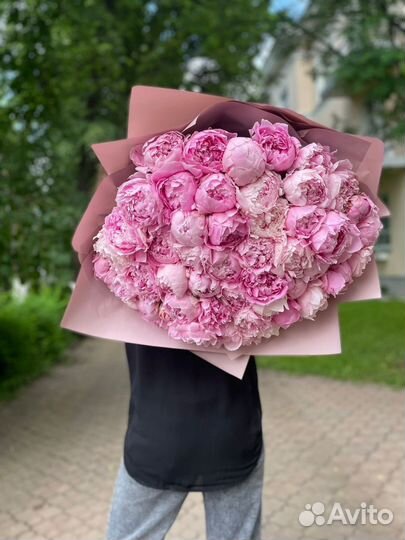 Пионы букет