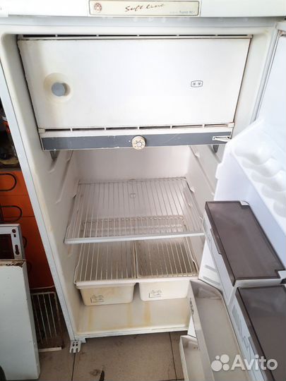 Холодильник ююю бирюса доставка