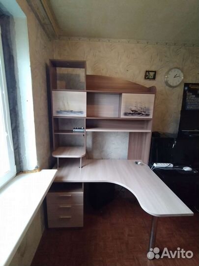 Компьютерный стол 