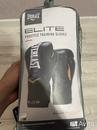 Боксерские перчатки everlast 8 oz