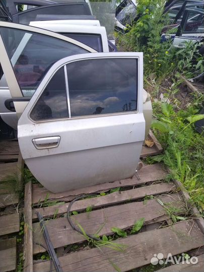 Задняя дверь волга