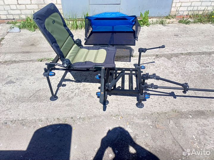 Фидерное кресло с педаной и обвесом