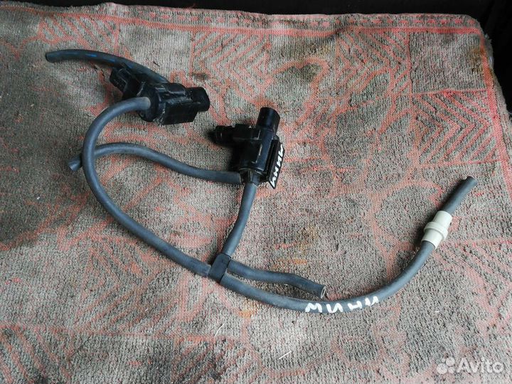 Клапан вакуумный Митсубиси Паджеро Мини 2