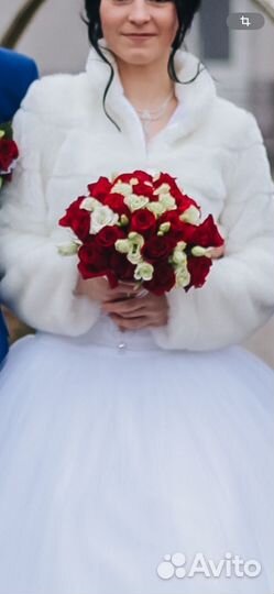 Белый полушубок