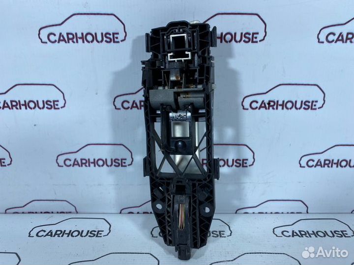 Ручка двери внешняя задняя левая Volkswagen