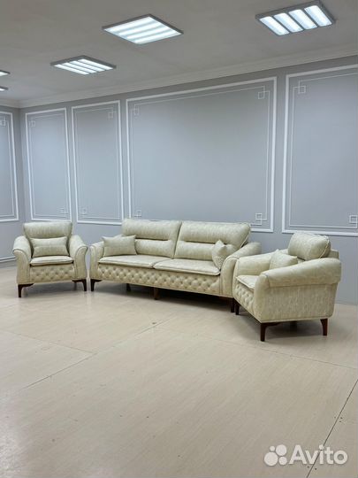 Мягкая мебель «Эмилия»