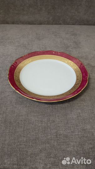 Блюдо чешского бренда Lofida Porcelain