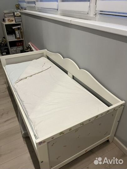 Детская кровать IKEA с матрасом