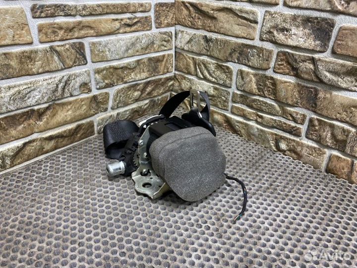 Ремень безопасности задний левый Mercedes-Benz