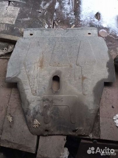 Защита двигателя Renault laguna 1