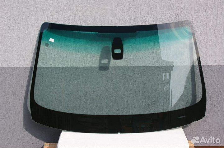Лобовое стекло Bmw x3 e83. Продажа и установка