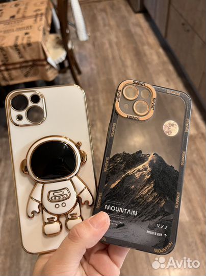 Чехол на iPhone 13